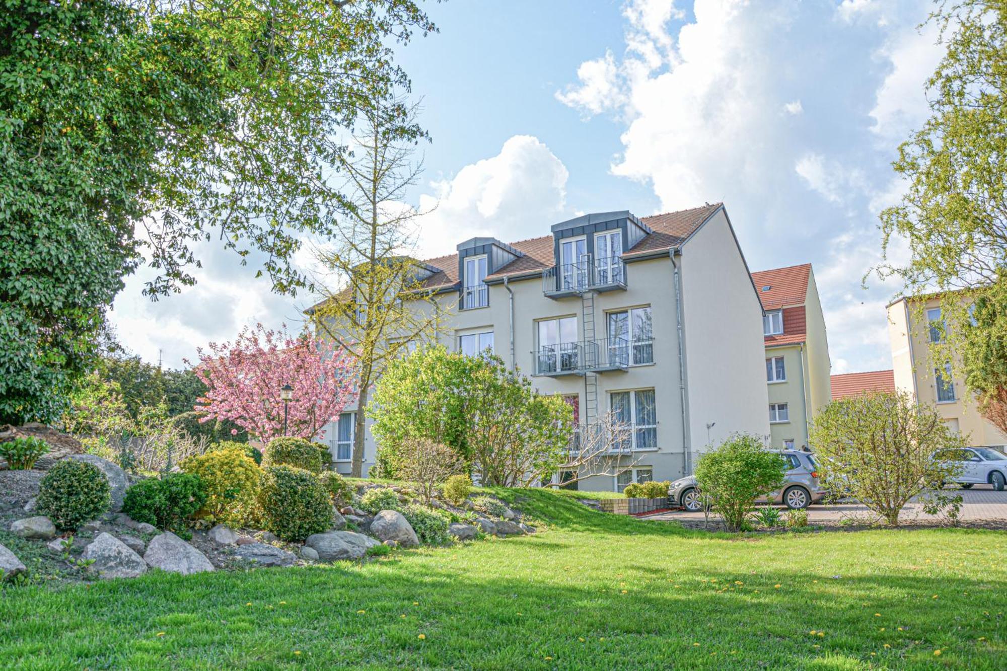 Hotel Zur Insel Werder  Eksteriør billede